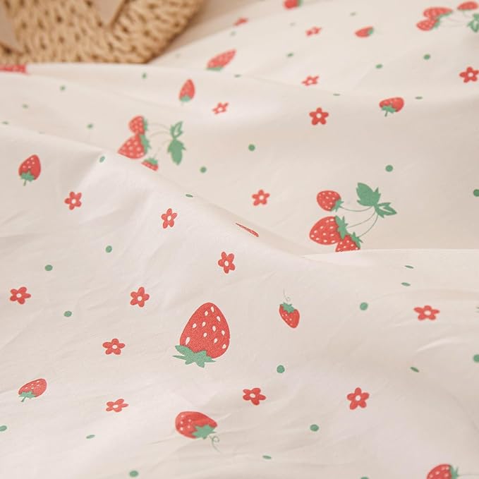 EAVD Kawaii Strawberry Comforter Set Full White Fluffy Microfiber Fruit Strawberry Bedding Set for Girls Women Ruffled Cute Comforter Set 1 Full Bed Comforter and 2 Pillowcases for All-Season