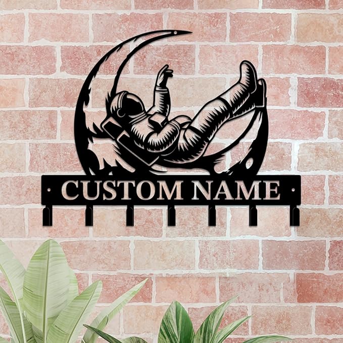 Personalized Custom Astronaut UFO Metal Wall Keys Hooks,Clothes Hooks Astronaut Art coat racks,door holder,Black Astronaut decorations for home,Entrance doors,Hallway, Bedroom,Keys,Hats (Style C)
