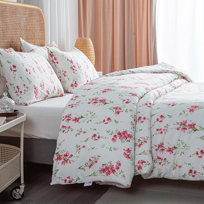 EAVD Chic Pink Floral Comforter Set Full Size Girls Soft Microfiber Garden Pink Floral Bedding Set with 2 Pillowcases Fresh Botanical Comforter Set for All-Season
