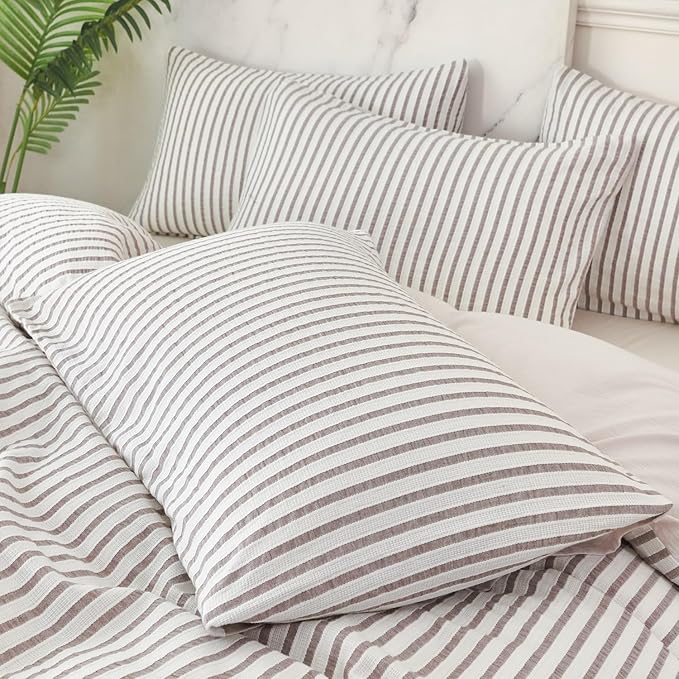 Grey Striped Comforter King Set 100% Soft Washed Microfiber Jacquard 3 Pieces Striped Bedding Sets Grey White Comforter for All Seasons and 2 Pillowcases Comfort Breathable