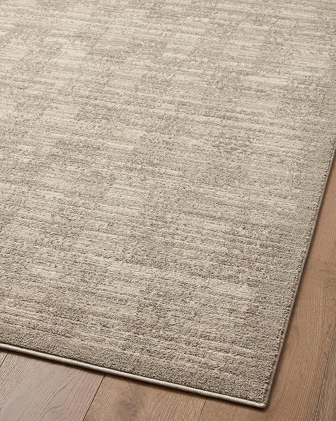 Loloi Darby Collection DAR-07 Pebble/Sand 5'-3" x 7'-6" Area Rug