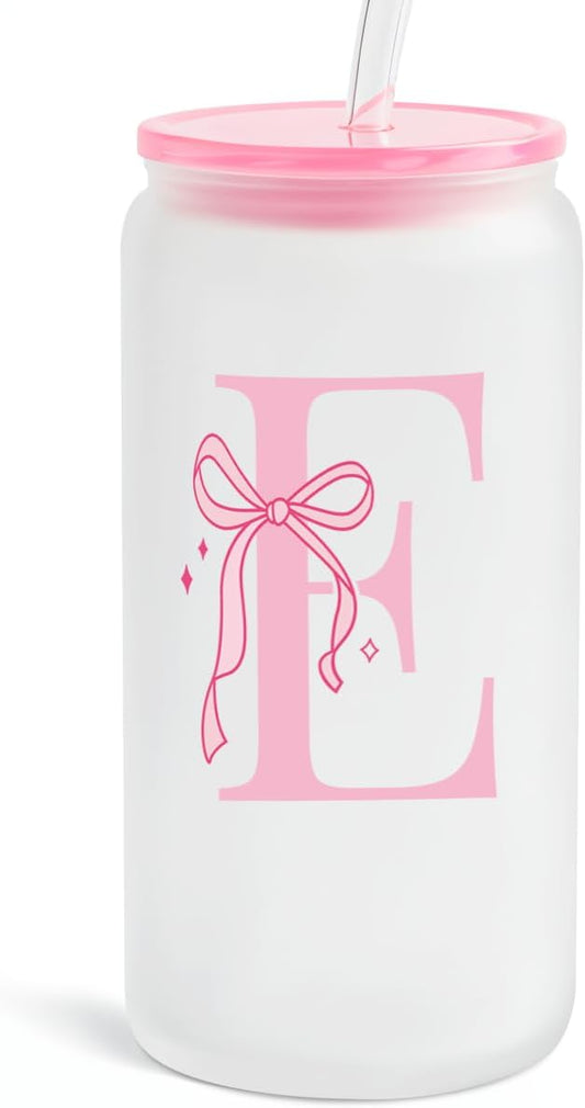 SANDJEST Monogrammed Glass Drinking Can Cup with Acrylic Lid and Straw, Personalized Frosted Iced Coffee Tumbler 16oz, Monogram Initial Gifts for Women Girls on Birthday (E)