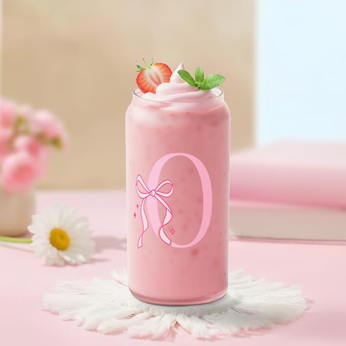 SANDJEST Monogrammed Glass Drinking Can Cup with Acrylic Lid and Straw, Personalized Frosted Iced Coffee Tumbler 16oz, Monogram Initial Gifts for Women Girls on Birthday (O)
