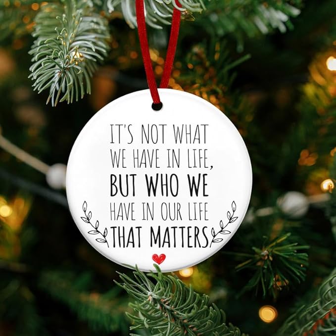 Christmas Family Ornaments for Men Women - Ceramic Christmas Tree Decoration Ornaments - Xmas Gifts for Family Mom Dad Daughter Son Friends, Inspirational Gift Ideas, BFF Friend Ornament