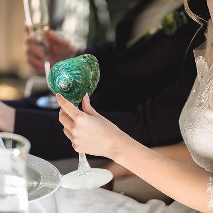 2Pcs Seashell Wine Glasses Wedding Wine Glasses Conch Goblet Martini Cocktail Glass Cup for Birthday Wedding Beach Bridesmaids Anniversary Party(B)