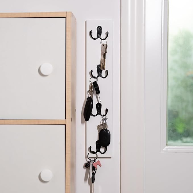Vertical Wall-Mounted Key Holder – Stylish Entryway Hook Rack, Perfect for Narrow Spaces – Ideal Storage Solution for Keys, Scarves, Wallets, Belts, and Dog Leashes – Rustic Wood Key Hanger