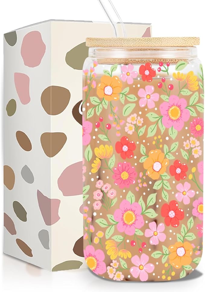 Cute Floral Iced Coffee Cup, Daisy Flower Glass Tumbler, 16 oz Aesthetic Coffee Glass Cup with Lid Straw, Christmas Birthday Gifts for Women Teen Girls Sister Her