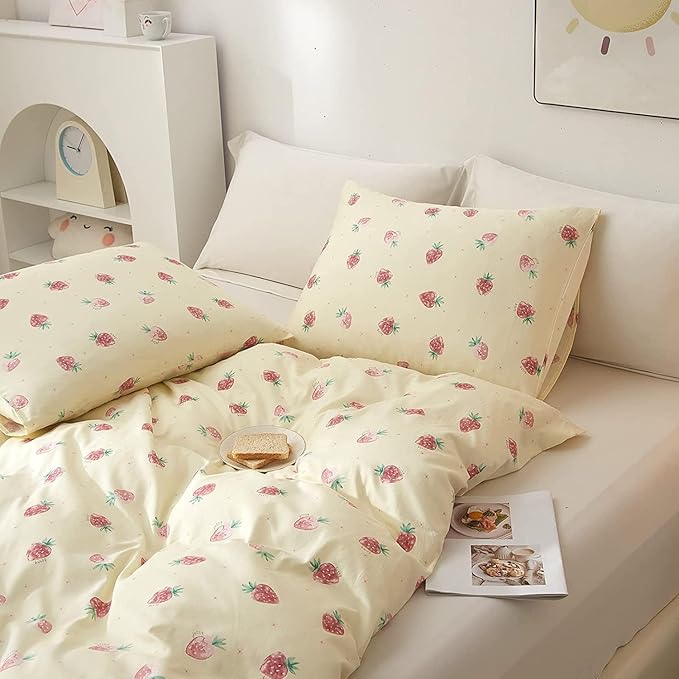 LifeTB Cute Strawberry Duvet Cover Full Size Soft Cotton Kawaii Strawberry Bedding Sets Kids Girls Bedroom Decor Cotton Comforter Cover 3 Pieces Cute Fruit Bedding Set Cream White with 2 Pillowcases