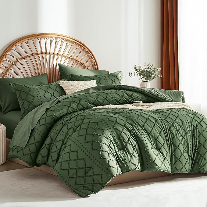 Oliver Green Tufted Comforter Set Queen Size 7 Piece Bed in a Bag,Shabby Chic Boho Comforter and Sheet Set,All Season Soft Microfiber Complete Bedding Set(Oliver Green,90"x90")
