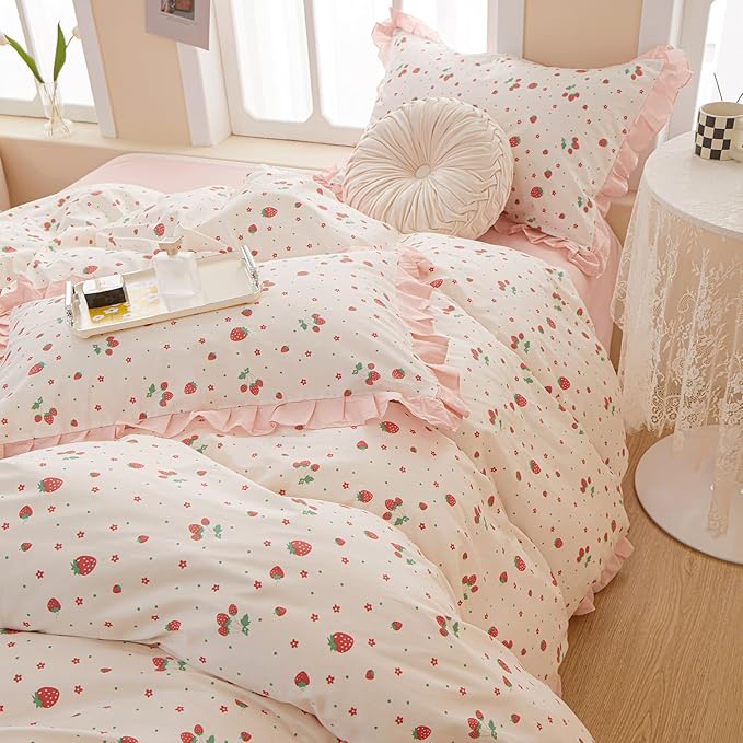 Pink Ruffle Duvet Cover Full Cute Strawberry Duvet Cover Girls Princess Lace Bedding Set Cotton Ruffled Comforter Cover Kawaii Strawberry Fruits Print Lace Bedding Comforfer Cover with 2 Pillowcases