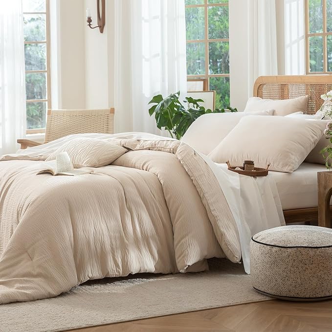 3 Pieces Beige Queen Comforter Set, Lightweight Double-Layer Crinkle Gauze All Season Soft Bedding (90x90 in Comforter & 2 Pillowcases)