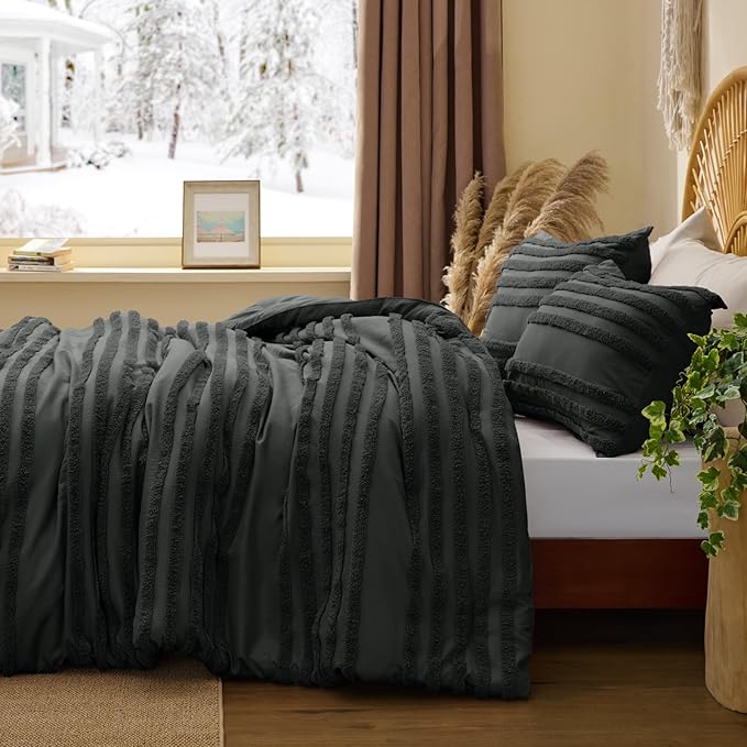 BEDELITE Boho Comforter Set Queen Size, Dark Grey Tufted Striped Bed Set 3 Pieces, Soft Vintage Farmhouse Comforter for All Seasons, Boho Home Decor,Fluffy Jacquard Bedding with 2 Pillow Shams