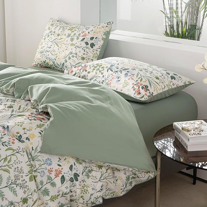Floral Comforter Set Full Soft Bedding Comforter Set 3 Pieces Garden Style Green Red Flower Print Botanical Flowers Comforter Set for All Seasons 1 Comforter and 2 Pillowcases (Floral, Full)
