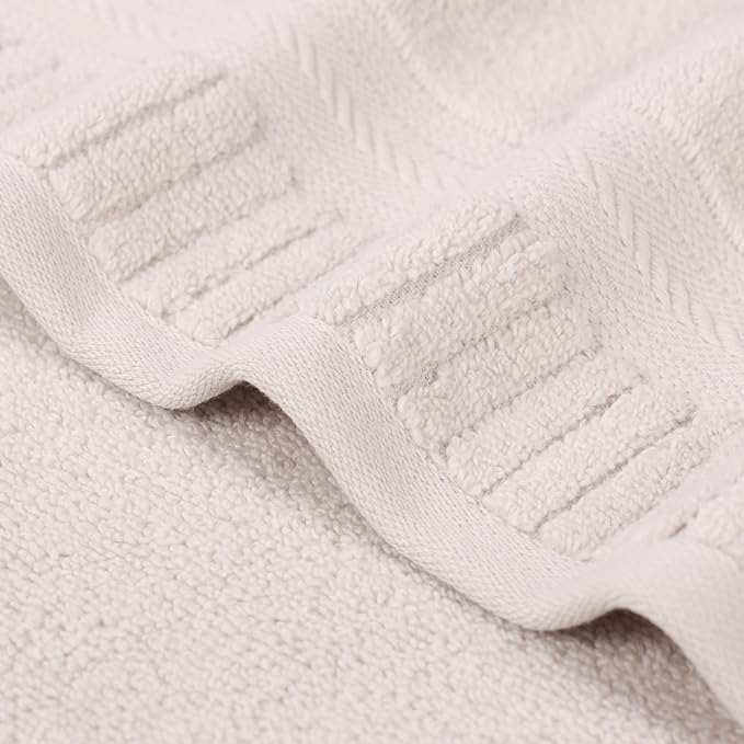Superior Venice Zero Twist Cotton Medium Weight Towels, for Guest Bath, Bathroom, Shower, Spa, Plush Towels, Bath Essentials, Ribbed Textured Border, 3 Piece Assorted Towel Set, Silver