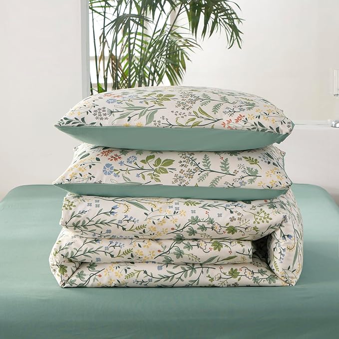 King Comforter Set Floral Soft Cute Floral Bedding Comforter Sets Garden Style Red Flower Print Botanical Flowers Comforter Set King for All Seasons 1 Comforter and 2 Pillowcases