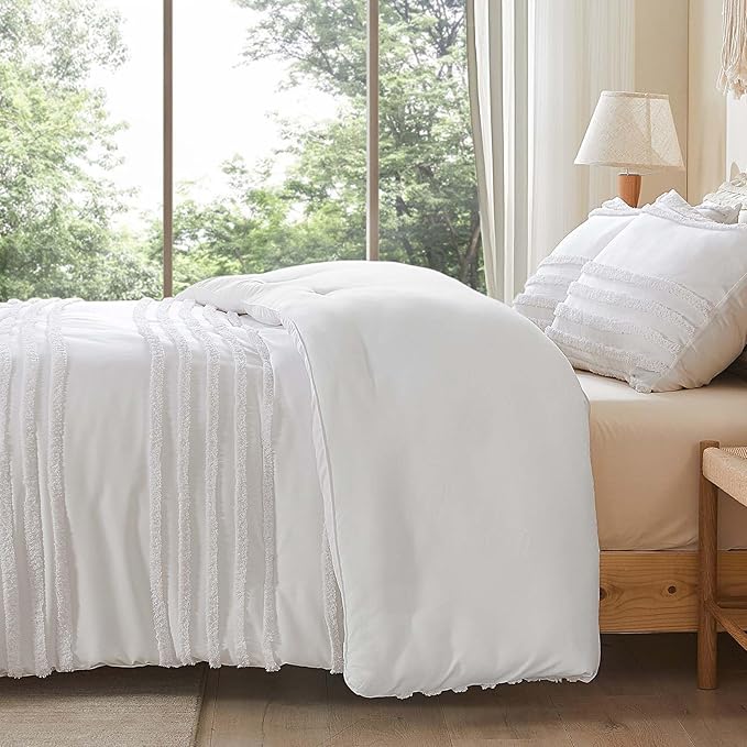 BEDELITE Boho Twin/Twin XL Comforter Set，White Tufted Striped Bed Set 2 Pieces, Soft Vintage Farmhouse Comforter for College, Boho Home Dorm Decor, Fluffy Jacquard Bedding with 1 Pillow Sham