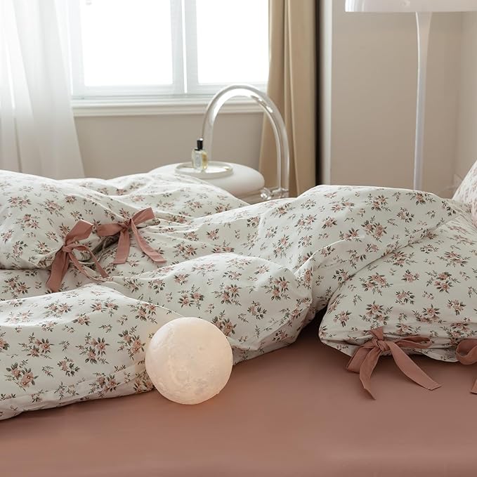 EAVD Vintage Style Pink Floral Comforter Set Twin XL Girls White Fluffy Microfiber Chic Garden Floral Bedding Set with 2 Pillowcases Reversible Fresh Botanical Comforter Set for All-Season