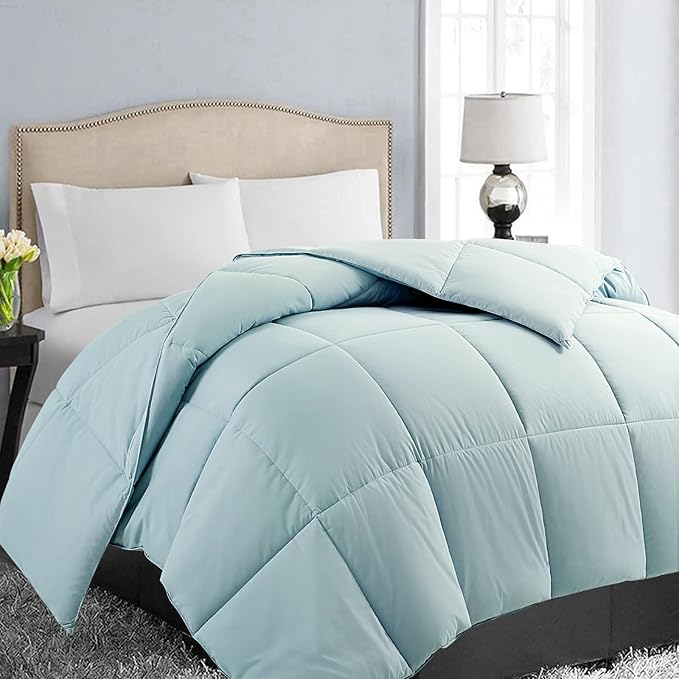 EASELAND King Size Down Alternative Comforter - Quilted Duvet Insert for All Seasons, Soft Lightweight with Corner Tabs, Summer Winter Warm Bedding, Aqua 90x102 Inches