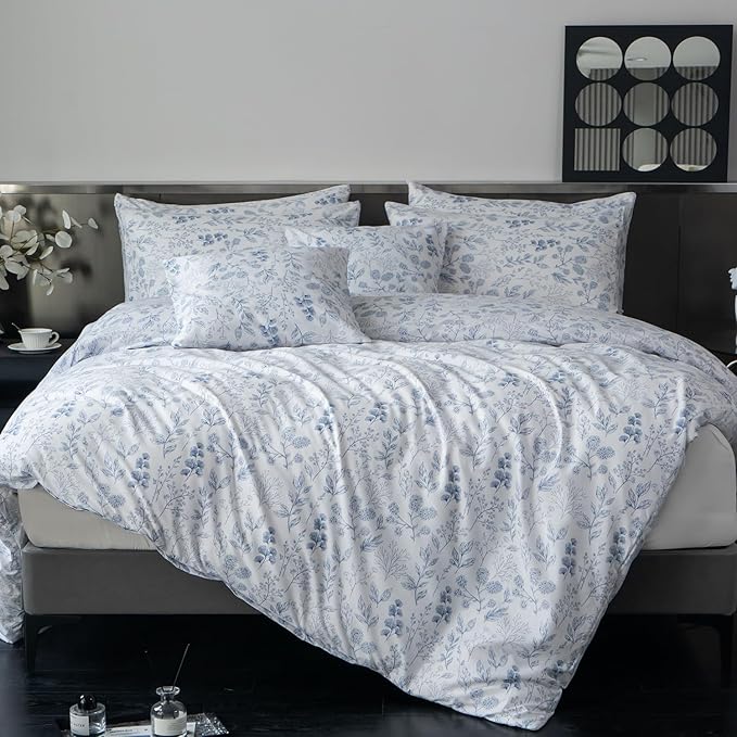 Twin Floral Comforter Set 2 Pieces Soft Blue Flower Print Botanical Garden Style Comforter and Pillowcases