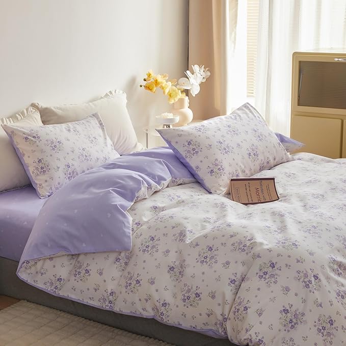 EAVD Garden Purple Floral Comforter Set Queen White Soft Microfiber Chic Shabby Small Floral Bedding Comforter Set 1 Queen Comforter and 2 Pillowcases Fresh Botancial Comforter Set for All-Season
