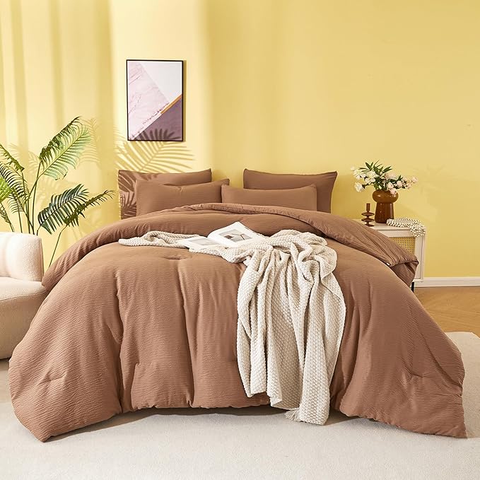 Queen Comforter Set, Double-Layer Crinkle Gauze Cocoa Brown Bed Set, 3 Pieces Soft Bedding for All-Season, Lightweight Warmth with 2 Pillowcases