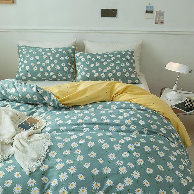 EAVD Garden Daisy Floral Full Size Comforter Set Sage Green Fluffy Microfiber Chic Shabby Floral Bedding Comforter Set with 2 Pillowcases Fresh Botanical Comforter Set for All-Season