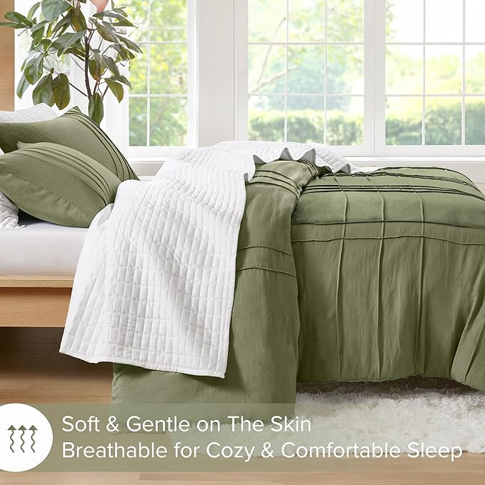 Comfort Spaces Olive Green Queen Size Comforter Set - 3 Piece Pintuck Pleated Bedding Set, All Season Lightweight, Extra Softness Pre-Washed Microfiber Bed Set, Shams
