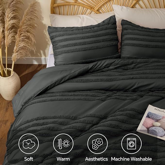 BEDELITE Boho Comforter Set Queen Size, Dark Grey Tufted Striped Bed Set 3 Pieces, Soft Vintage Farmhouse Comforter for All Seasons, Boho Home Decor,Fluffy Jacquard Bedding with 2 Pillow Shams
