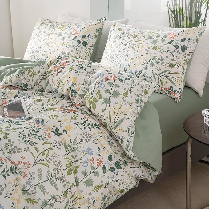 Floral Comforter Set King Soft Bedding Comforter Set 3 Pieces Lightweight Garden Style Green Red Flower Print Botanical Flowers Comforter Set 1 Comforter and 2 Pillowcases (Floral, King)