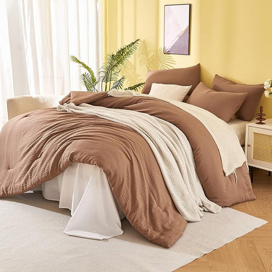 Queen Comforter Set, Double-Layer Crinkle Gauze Cocoa Brown Bed Set, 3 Pieces Soft Bedding for All-Season, Lightweight Warmth with 2 Pillowcases