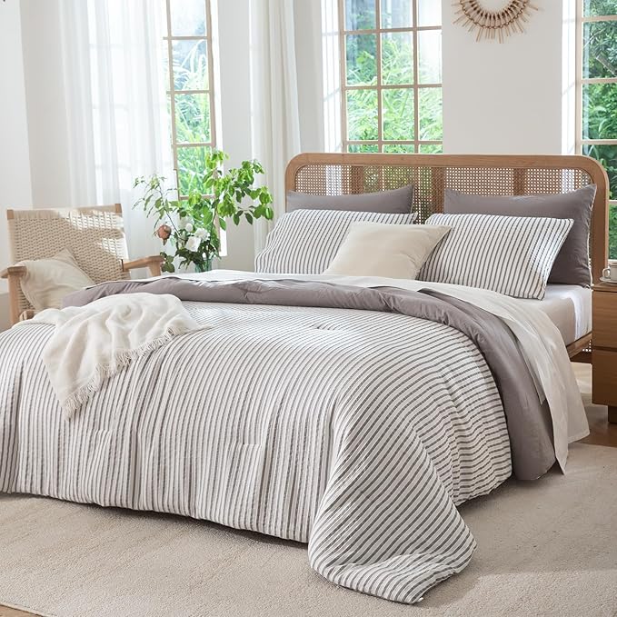 Comforter Set King Purple Soft Luxury Washed Microfiber Jacquard 3 Pieces Bedding, White Grayish Purple Vertical Ticking Stripes Pattern Comforter with 2 Pillowcases Breathable Durable Comfy