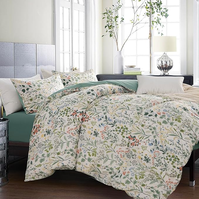 Queen Floral Comforter Set Soft Cute Floral Bedding Comforter Sets Garden Style Red Flower Print Botanical Flowers Comforter Set for All Seasons 1 Comforter and 2 Pillowcases