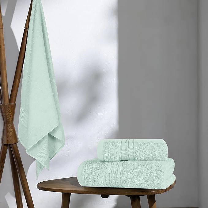 BOUTIQUO Ultra Soft 3 Pack Cotton Towel Set, Contains a Bath Towels 28x55 inch, a Hand Towels 16x24 inch & a Wash Coths 12x12 inch, Ideal Everyday use, Compact & Lightweight - Sea Green