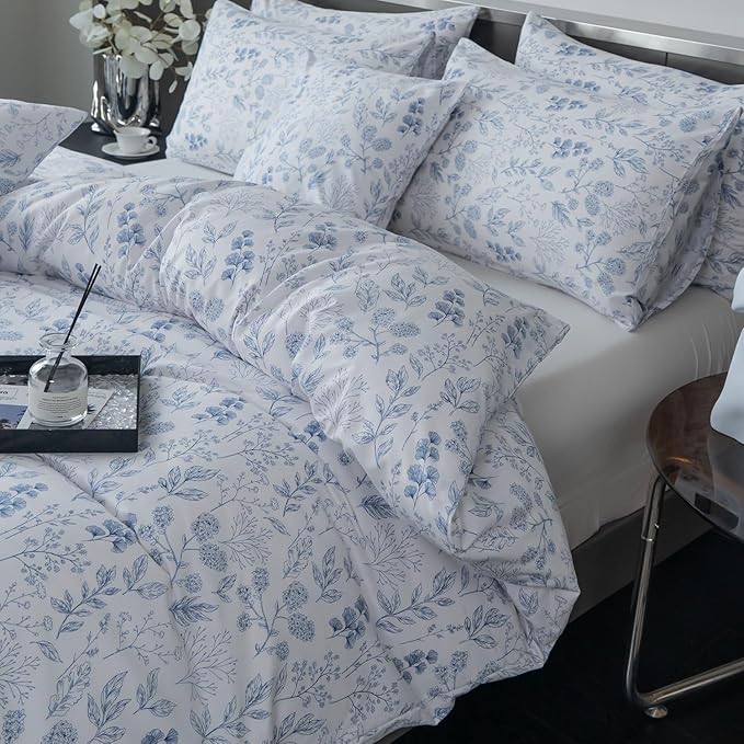Queen Floral Comforter Set 3 Pieces Soft Cute Bedding Blue Flower Print Botanical Garden Style Comforter and 2 Pillowcases