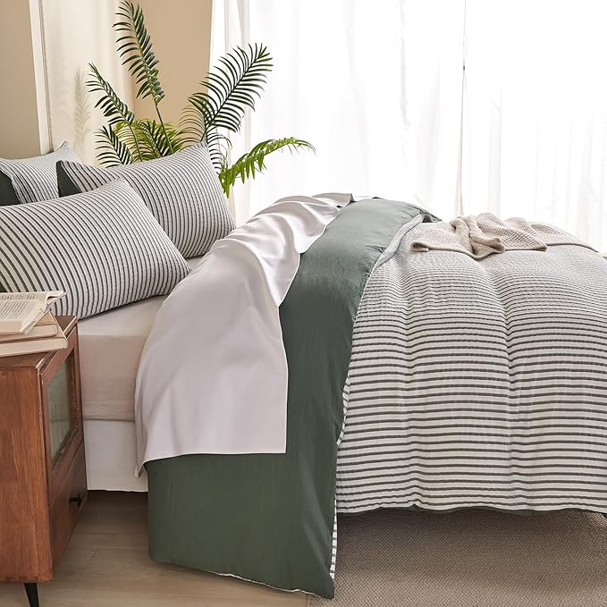 Comforter Set King Size Green Soft Luxury Washed Microfiber Jacquard 3 Pieces Bedding Set, White Green Vertical Ticking Stripes Pattern Comforter with 2 Pillowcases Breathable Durable Comfy
