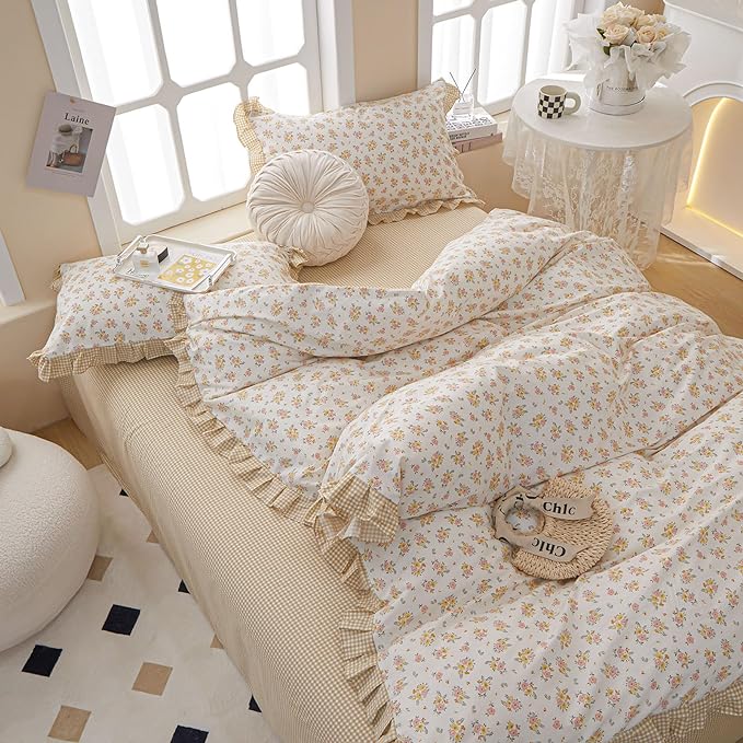 EAVD French Garden Style Ruffled Floral Comforter Set Queen Fluffy Soft Microfiber Chic Shabby Pink Yellow Floral Bedding Set with 2 Pillowcases Fresh Botanical Comforter Set for All-Season