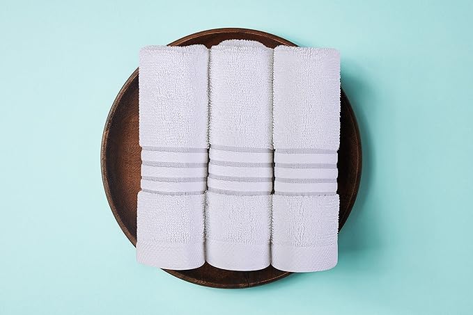 Utopia Towels 8 Piece Premium Towel Set, 2 Bath, 2 Hand, and 4 Washcloths, 100% Ring Spun Cotton, Highly Absorbent Towels for Bathroom, Sports, and Hotel, White