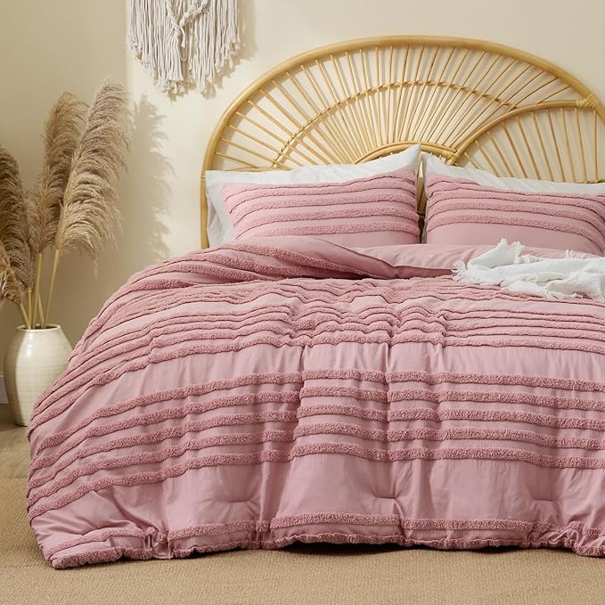 BEDELITE Boho King Size Comforter Set - Dusty Pink Tufted Striped Bed Set 3 Pieces, Soft Vintage Farmhouse Comforter for All Seasons, Boho Home Decor,Fluffy Jacquard Bedding with Pillow Sham