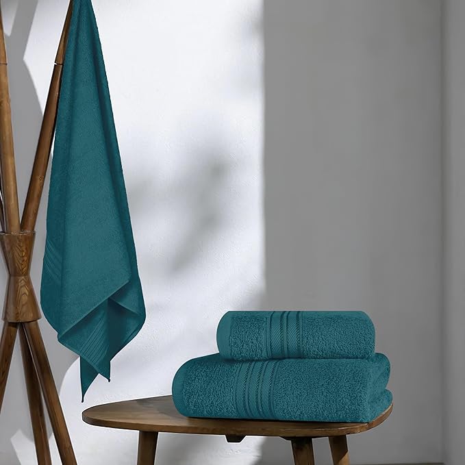 BOUTIQUO Ultra Soft 3 Pack Cotton Towel Set, Contains a Bath Towels 28x55 inch, a Hand Towels 16x24 inch & a Wash Coths 12x12 inch, Ideal Everyday use, Compact & Lightweight - Teal