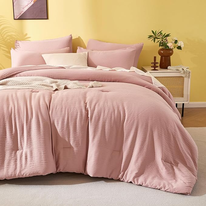 3 Pieces Rose Queen Comforter Set, Lightweight Double-Layer Crinkle Gauze All Season Soft Bedding (90x90In Comforter & 2 Pillowcases)
