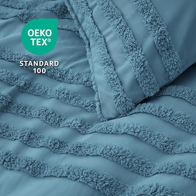 BEDELITE Boho King Size Comforter Set - Dusty Blue Tufted Striped Bed Set 3 Pieces, Soft Vintage Farmhouse Comforter for All Seasons, Boho Home Decor,Fluffy Jacquard Bedding with Pillow Sham