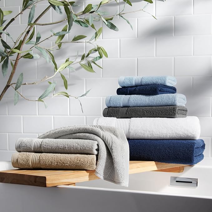 Arkwright Bath Towels Set of 6 - Super Soft 100% Cotton, 600 GSM Quick Dry & Absorbent, Luxury Bathroom Essentials with 2 Shower Towels, 2 Hand Towels and 2 Washcloths, Eucalyptus Green