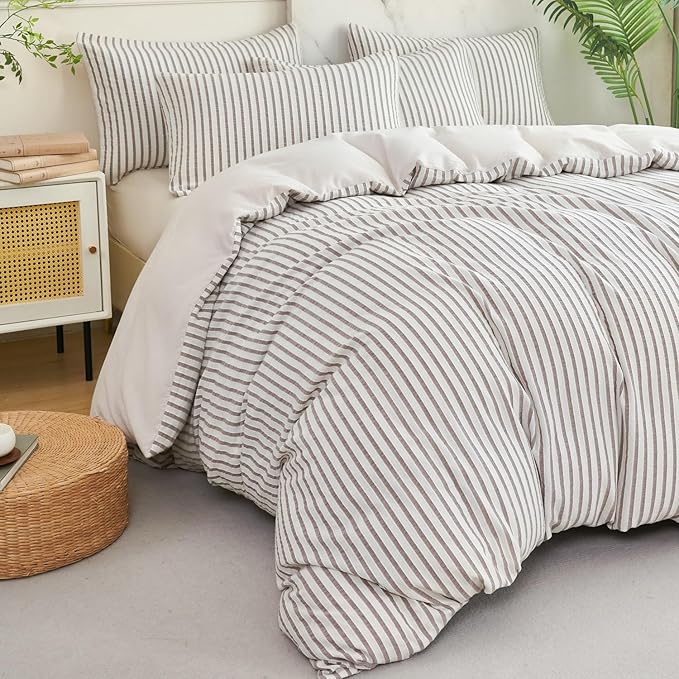 Luxury Grey Comforter Set Queen - Washed Microfiber 3 Pieces Jacquard Bedding, White & Grey Vertical Ticking Stripes Pattern Comforter with 2 Pillowcases, Soft Breathable Durable Comfy