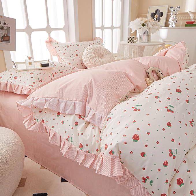 LifeTB Ruffle Pink Strawberry Duvet Cover King 100% Cotton Floral Lace Duvet Cover Cute Floral Bedding Set Kawaii Strawberry Ruffle Comforter Cover Romantic Princess Bedding Cover with 2 Pillowcases