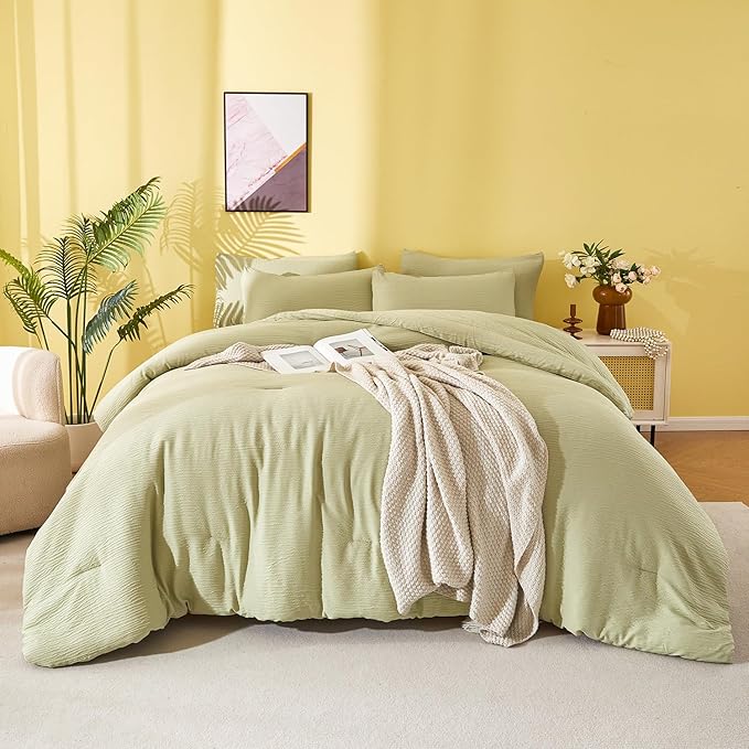 Queen Size Comforter Set Desert Sage, 3 Pieces Double-Layer Crinkle Yarn Bedding, All-Season Lightweight Warmth with 2 Pillowcases