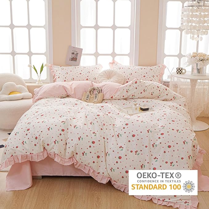 EAVD Kawaii Strawberry Comforter Set Full White Fluffy Microfiber Fruit Strawberry Bedding Set for Girls Women Ruffled Cute Comforter Set 1 Full Bed Comforter and 2 Pillowcases for All-Season
