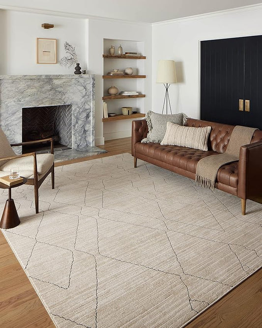 Loloi Darby Collection DAR-03 Sand/Charcoal 2'-7" x 4' Accent Rug