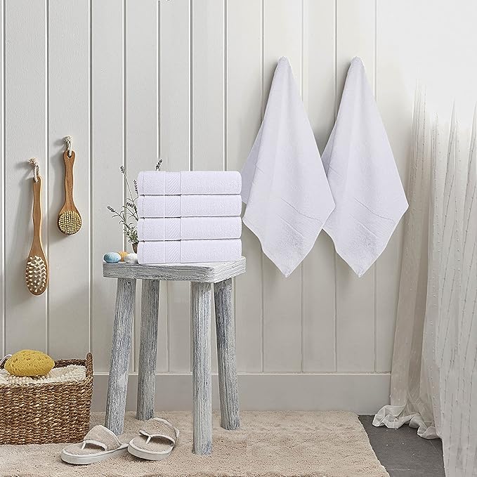 Utopia Towels 18 Pack Bath Towel Set (24 x 48 Inches), 500 GSM 100% Ring Spun Cotton Medium Lightweight and Highly Absorbent Quick Drying, Premium Towels for Hotel, Spa and Bathroom (White)