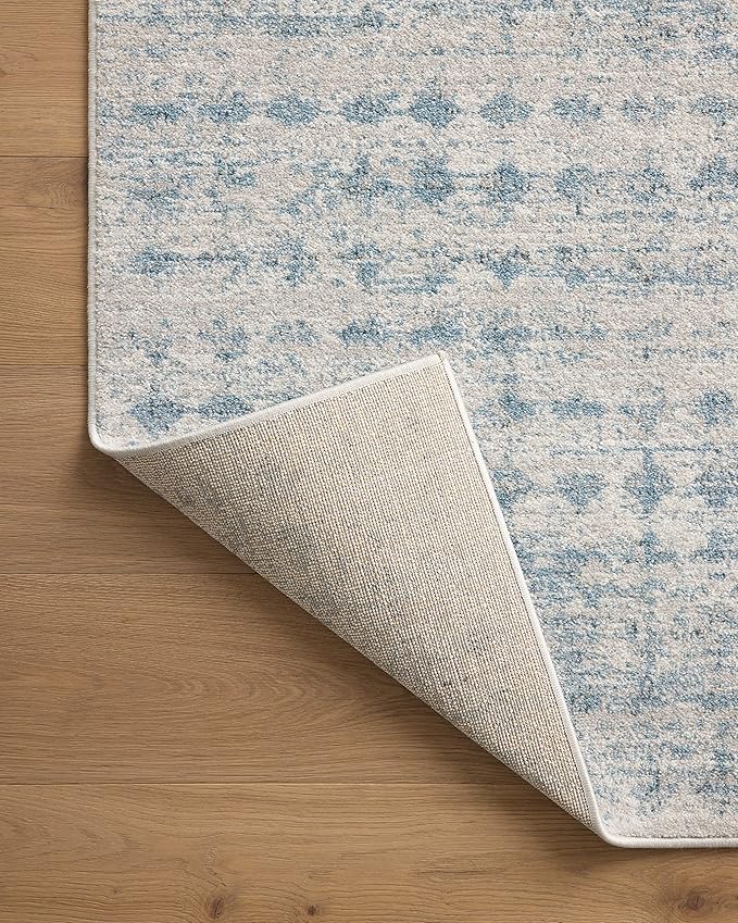 Loloi Kamala Collection KAM-04 Sky/Dove 6'-7" x 9'-6" Area Rug