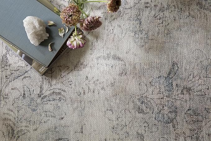 Loloi Loren Collection LQ-04 Silver/Slate 2'-3" x 3'-9" Accent Rug